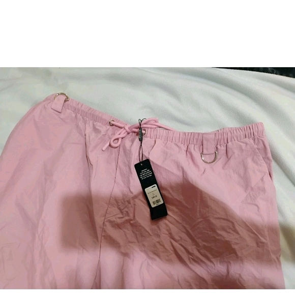 Fashion Nova Pink Parachute Pants - Picture 6 of 16